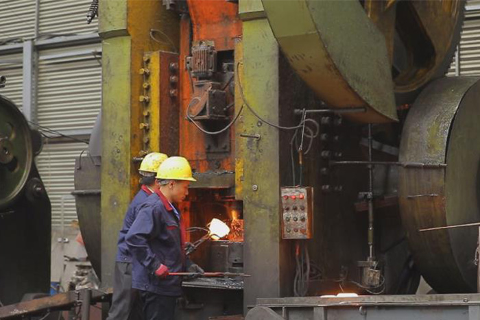 个旧网架配件车间